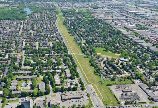 Eastward view of the Hydro-Quebec corridor, 2km North of the highway and proposed REM, which are on the far right of the image.